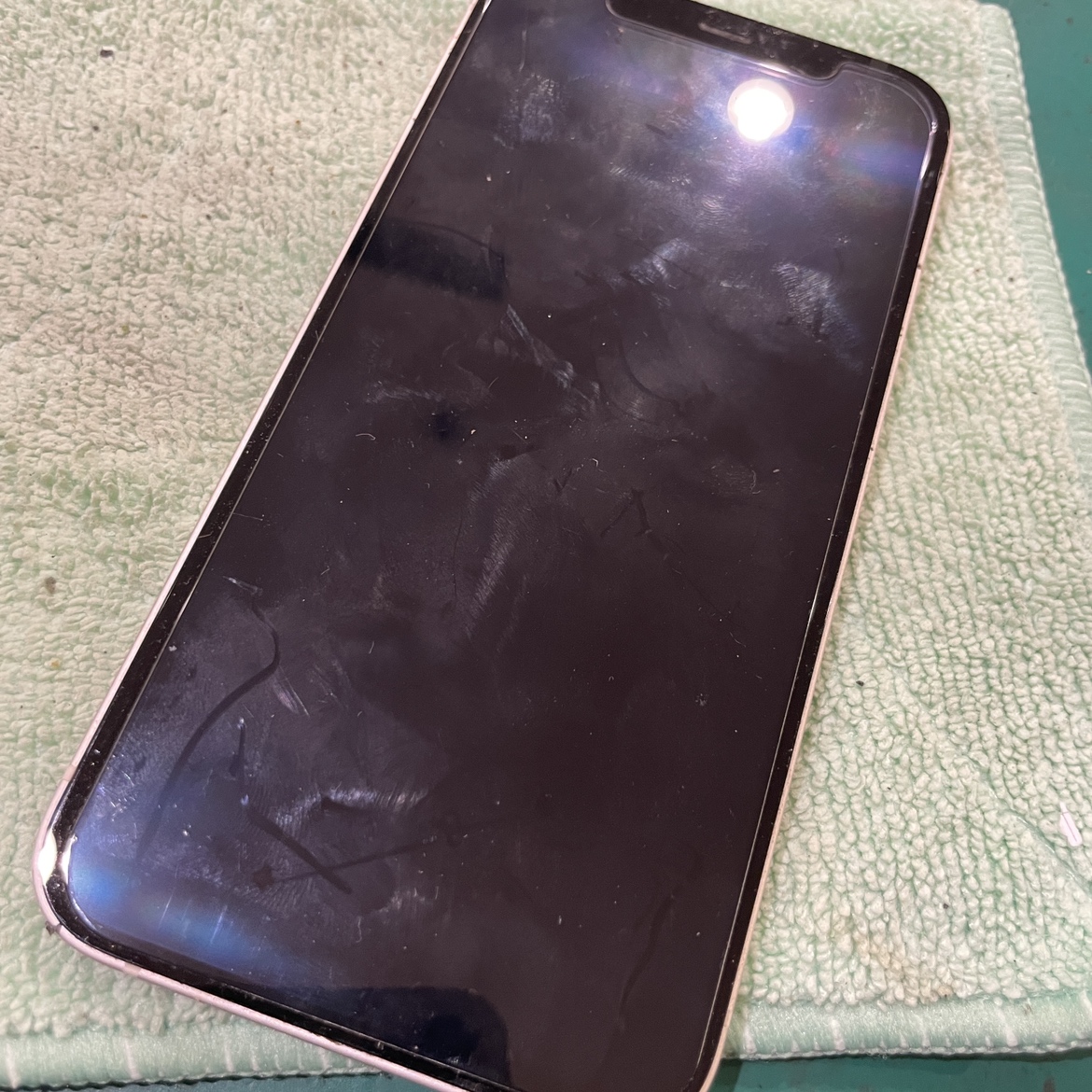 iPhoneが突然起動しない原因は？ | iPhone修理・iPad修理 福岡県筑紫野